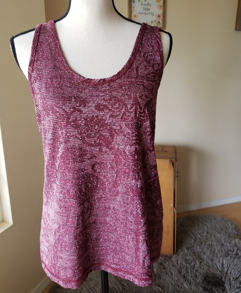 Gorgeous BKE metallic maroon tank